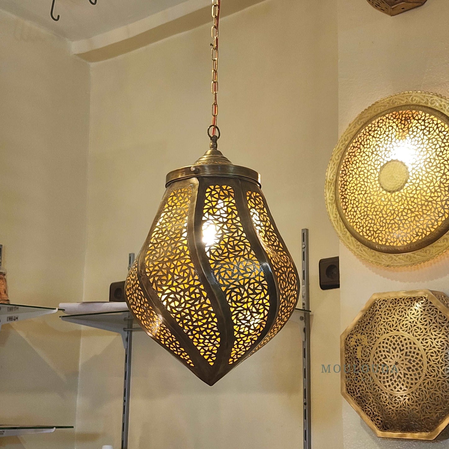 Luxurious Moroccan Brass Chandeliers - Handcrafted Pendant Lamps - Mouloudahome
