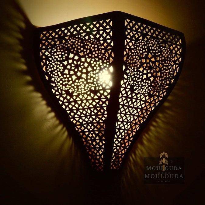 Unique Wall Lamp Exotic Design Handmade Wall Light Diffuser Original lamp