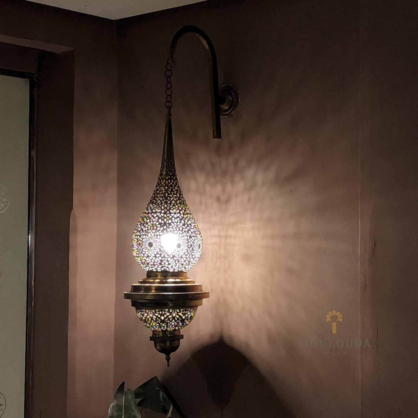 Art Wall Sconce - Beautiful Moroccan Handmade Wall Lamp for Art Lovers - Mouloudahome