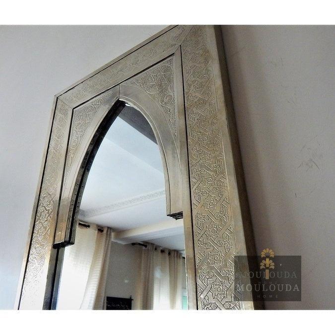 Beautiful Handmade Moroccan Mirror, Wood and Brass 60 cm/40 cm - Mouloudahome