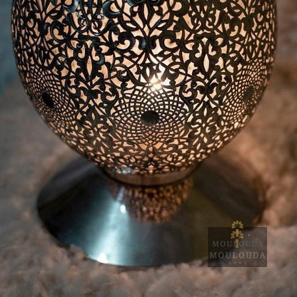 Luxury Moroccan Table Lamp, Handmade in Brass Metal, Crafted by Hand High Precision Finish - Mouloudahome